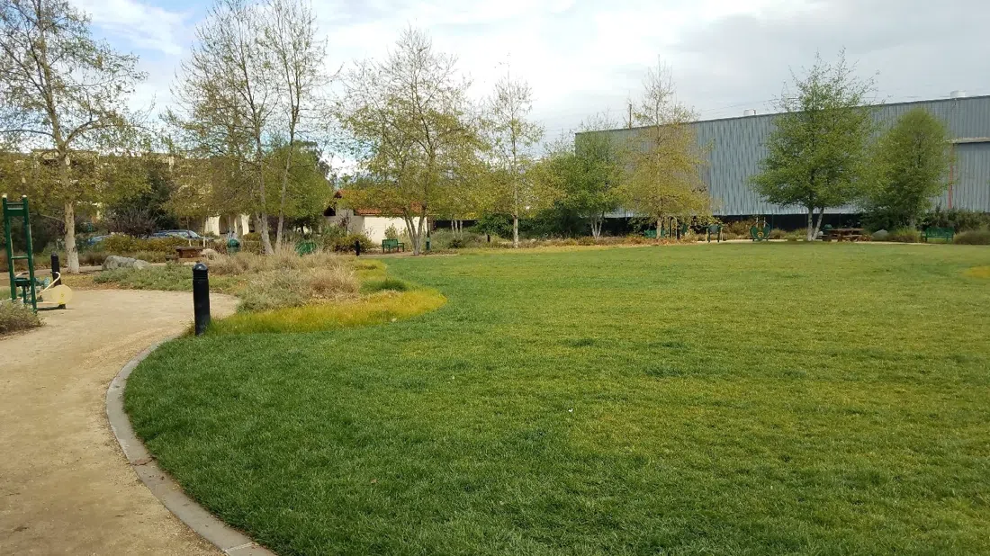 Lewis MacAdams Riverfront Park (tidligere Marsh Park), Los Angeles