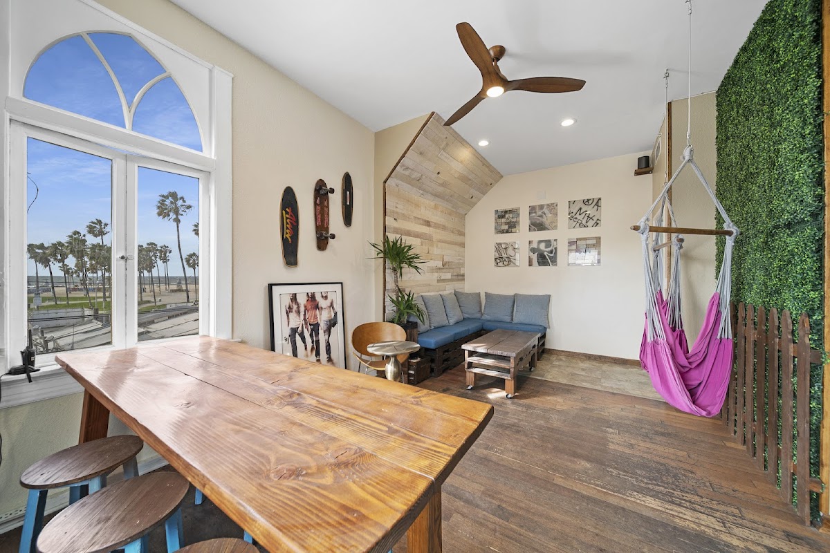 Samesun Venice Beach — photo 4
